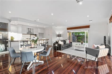5/28 wellington street kew vic 3101